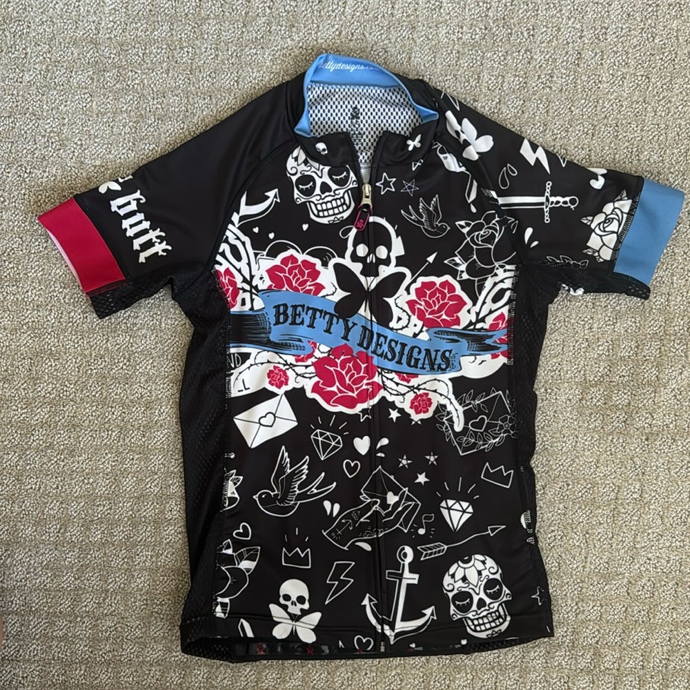Betty designs cycling jersey size xs